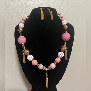 NWOT Handmade Beautiful Pink Necklace & Earring Set